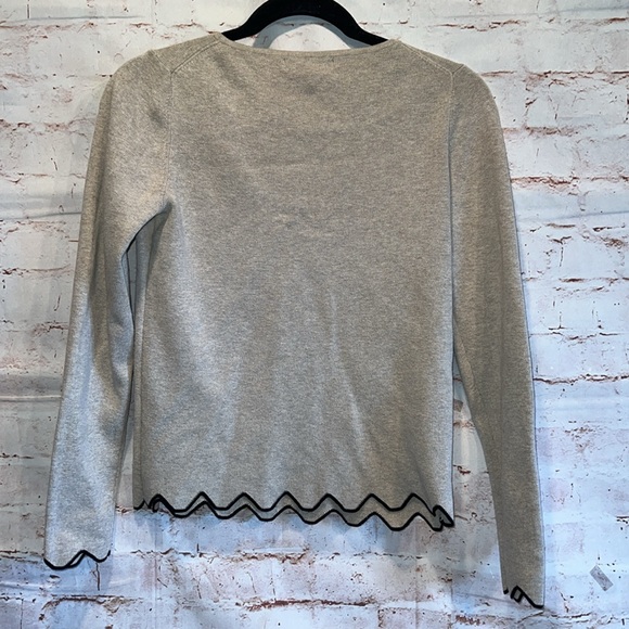 MNG Basics Shirt Womens XS Gray Black Lined Scalloped Hem Long Sleeve Crewneck - Picture 5 of 5
